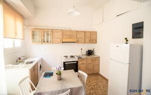 Explore Greece from Comfortable City Centre Apartment