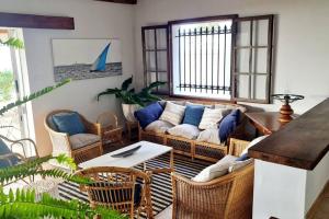 Bastide Sur Mer 4 Bedroom Beachfront Villa by LOV Mauritius