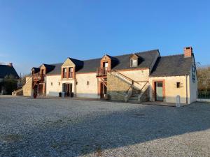 Hotels La Ferme Du Blanchot : photos des chambres