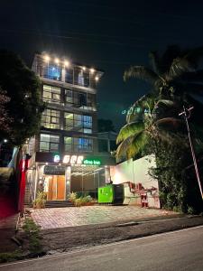 TGS Dine Inn