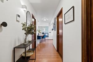 Icelands Biggest Mall at 8 Minute walk - Free parking