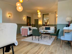 Hotels Hotel des quatre saisons : photos des chambres