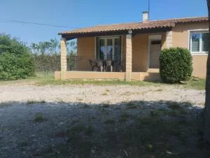 Maison au calme en campagne - Velleron