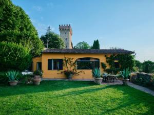 Charming cottage only for you, a hidden gem 10mn walk to historic center, stunning view