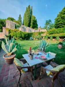 Charming cottage only for you, a hidden gem 10mn walk to historic center, stunning view