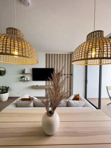 Isthmus Concept Apartment