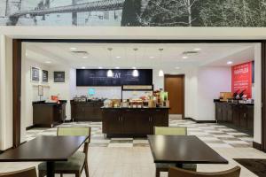 Hampton Inn & Suites Wheeling - The Highlands
