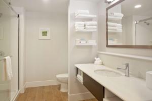 King Studio room in Hampton Inn & Suites - Minneapolis/Downtown