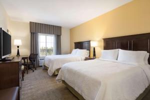 Queen Room with Two Queen Beds - Non-Smoking room in Hampton Inn & Suites San Bernardino