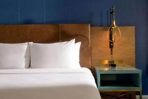 Queen Room room in Hayes Mansion San Jose Curio Collection by Hilton