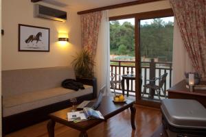 Padok Premium Hotel & Stables