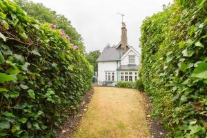 NEW Cosy 3 Bedroom Detached House West Finchley