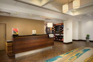 Hampton Inn & Suites SyracuseCarrier Circle