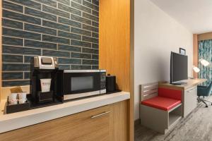 Queen Room with Two Queen Beds - Mobility and Hearing Access room in Hilton Garden Inn Nashville West End Avenue