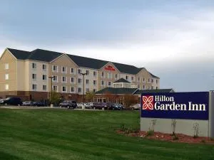 Hilton Garden Inn St. Paul Oakdale - 伍德伯里