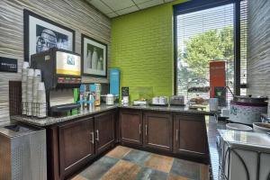 Hampton Inn Norfolk-Naval Base