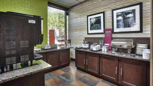 Hampton Inn Norfolk-Naval Base