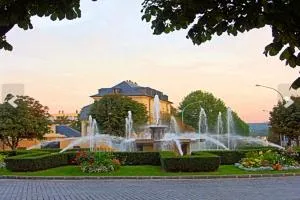 Chambre via Natina - 勒韦西内