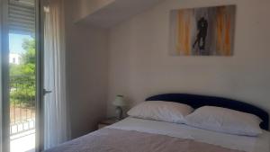 Apartments and rooms by the sea Brodarica, Sibenik - 21536