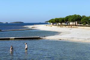 Apartments with parking space Rovinj - 21620