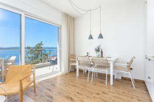 Apartments by the sea Pisak, Omis - 21568