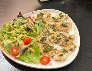 Goodfellas Thong lo Hostel #No Check-in after 5 pm-Please see check-in policy for details & notify landing time#