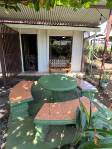 Tortuguero Hill Rooms