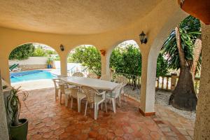 May - pretty holiday property with private pool in Benissa