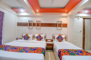 FabHotel The Lily - Nr Bisarjan Ghat