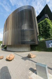 Business traveler LuxRoom 20Mb WiFi 2km 2 gautrain