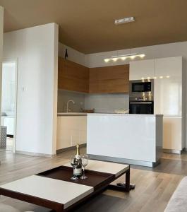 Rezidencia Kmeťova so súkromným parkovaním zdarma, 5 min pešo do centra