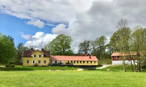 Marsbäckens lägergård