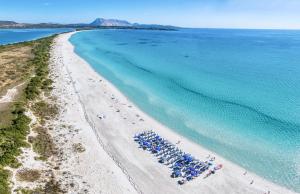 ISA-apartments with air conditioning and private outdoor space in San Teodoro