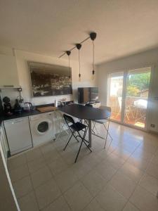 T2 à 200m de la plage avec balcon avec WIFI