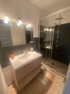 T2 à 200m de la plage avec balcon avec WIFI