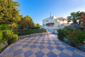 Villa Small Paradise with Pool & Jacuzzi "Complete Privacy"
