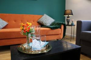 Stylish townhouse-Sleeps 9-Free parking