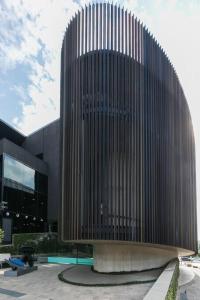 Lux 2bed 20Mb WiFi on Keyes artmile 2km 2 Gautrain