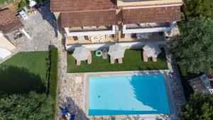 Villa-Toula
