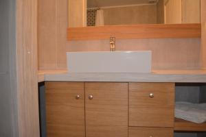 Kalypso Studios & Rooms