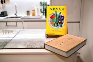 Cristalia,Roof terrace in city center, Garage, Netflix 75inch TV