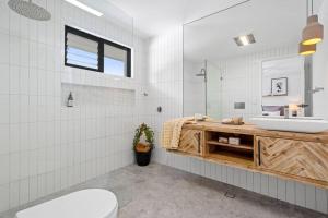 Style on Sound Luxury Home Noosa