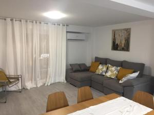 NEW STYLISH BEACH FRONT APARTMENT