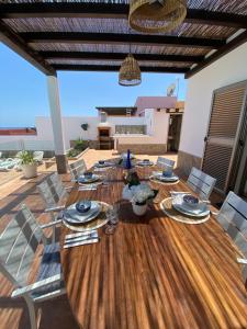 Casa Blanca Caleta - Golf & Sea Views - private heated Saltwater Pool - BBQ - Aircondition"