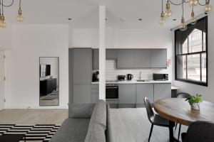 OneFiveSix - Unique Apartments Birmingham
