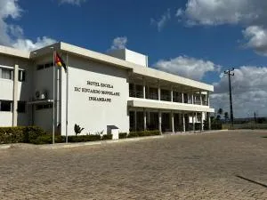 Inhambane Hotel Escola - Camisa