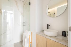 LODO Suites Ria - Private Room by HD