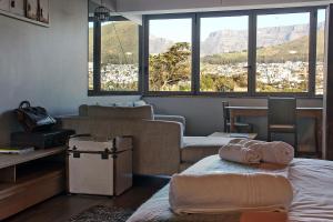 Sandringham Studio 61