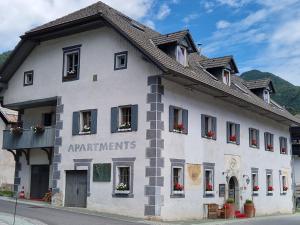 Apartments Belopeški Dvori