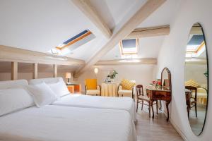 Family Room (4 Adults) room in Hotel Villa Mabapa